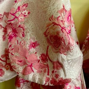 Pretty little things dress size 6